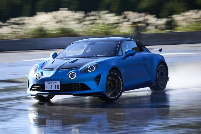 日本では１台のみ！ アルピーヌ「A110R」限定車の申込受付中 F1チーム