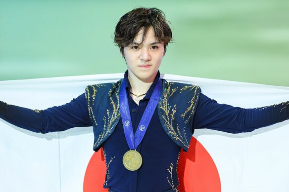 世界選手権初優勝の宇野昌磨、コーチとの信頼関係が生んだ渾身の「ボレロ」
