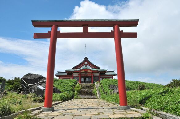 源頼朝や徳川家康も崇敬した関東屈指のパワースポット、箱根神社の回り方