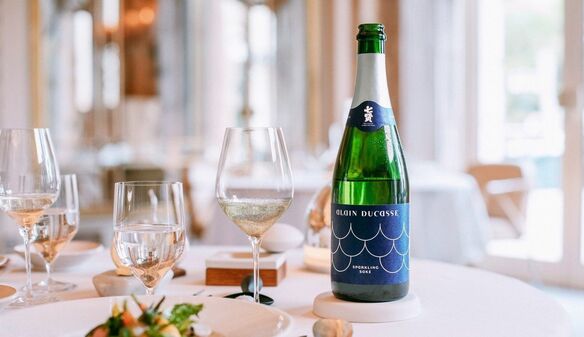 実家の酒蔵を立て直した若き醸造家が「スパークリング」に挑む訳