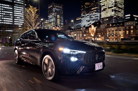 V8ツインターボの奏でる通奏低音に胸騒ぎ