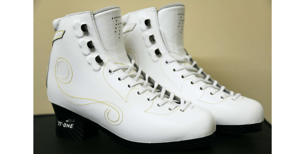 小塚の新たな挑戦「目指すはブレードも靴も日本製」 フィギュアスケートを彩る人々（第14回） | JBpress autograph