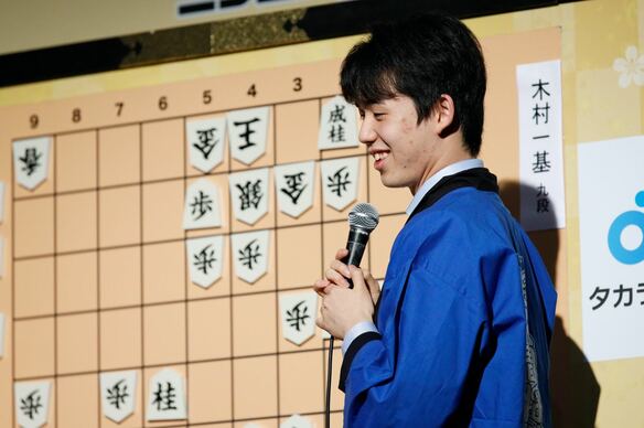 藤井聡太が熱中した、祖母との対戦と意外な趣味