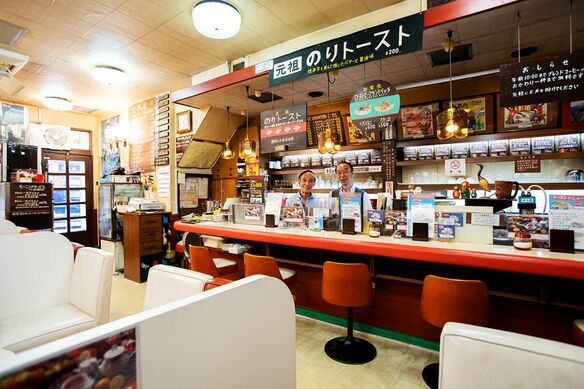 【神田・エース】珈琲とトーストとドーナッツと